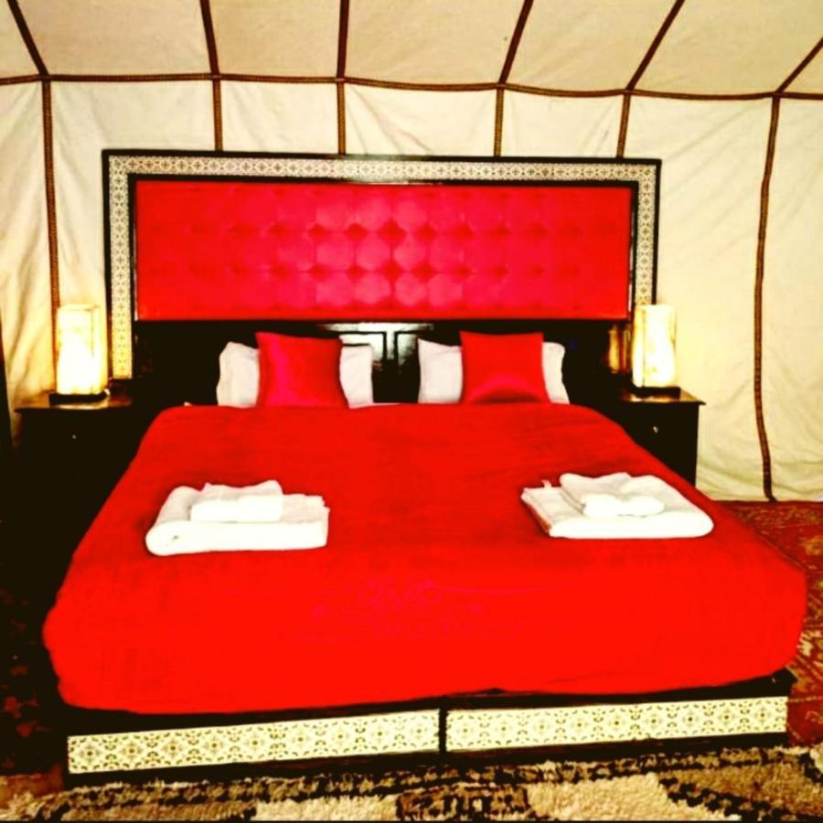 Fabulous Luxury Camp Hotel Merzouga Exterior photo